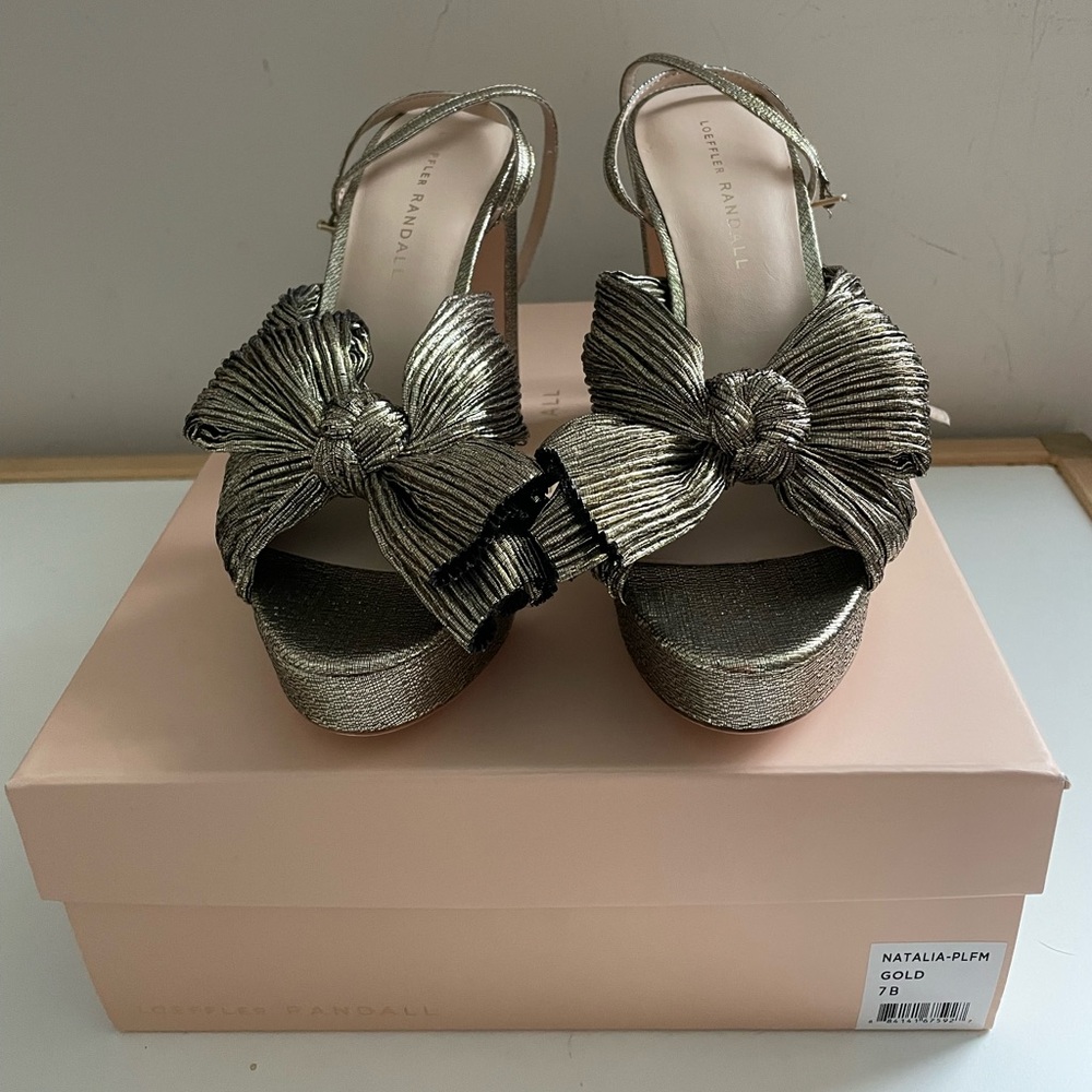 Loeffler Randall Natalia Pleated Platform Sandals size 7